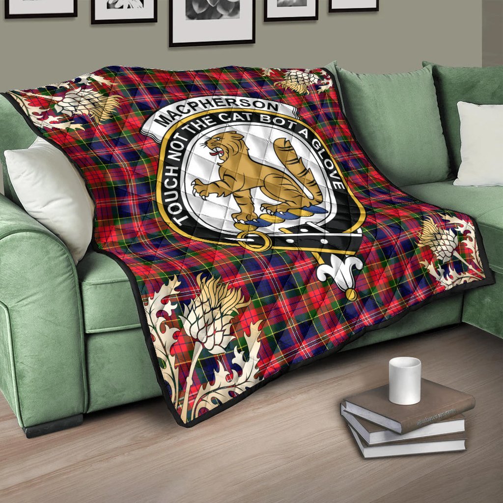 MacPherson Modern Tartan Crest Premium Quilt - Gold Thistle Style