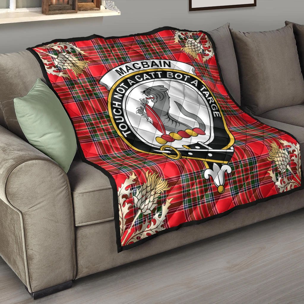 Macbain Tartan Crest Premium Quilt - Gold Thistle Style