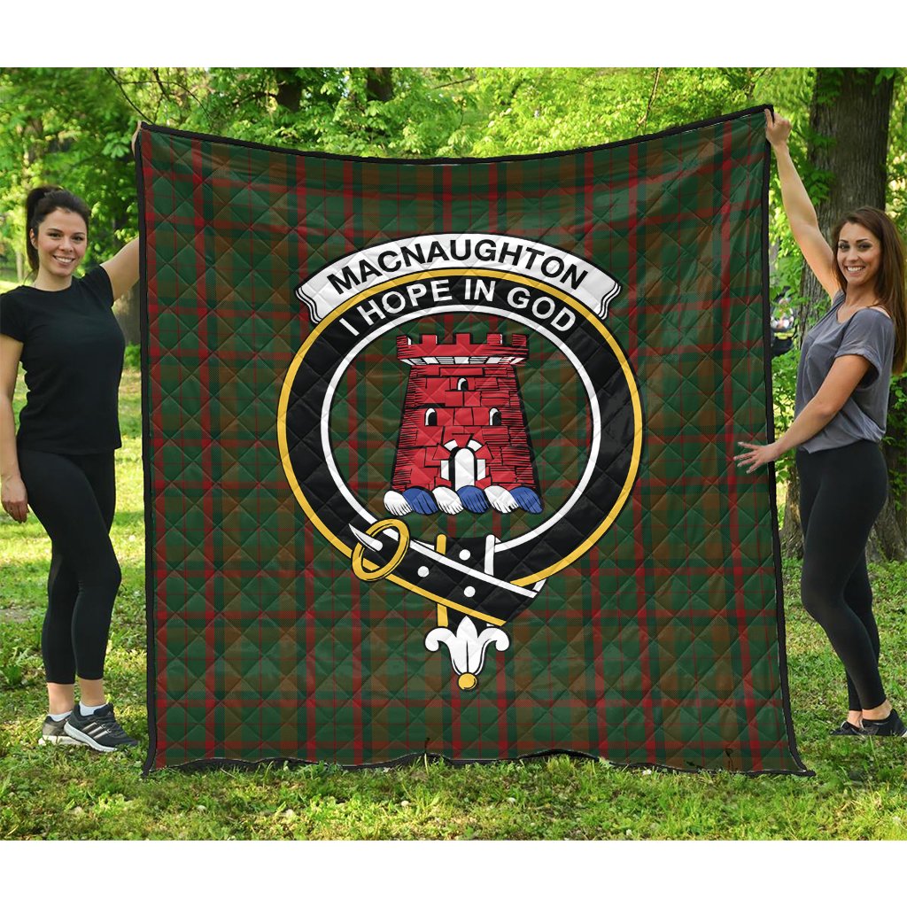 Macnaughton Hunting Tartan Crest Quilt