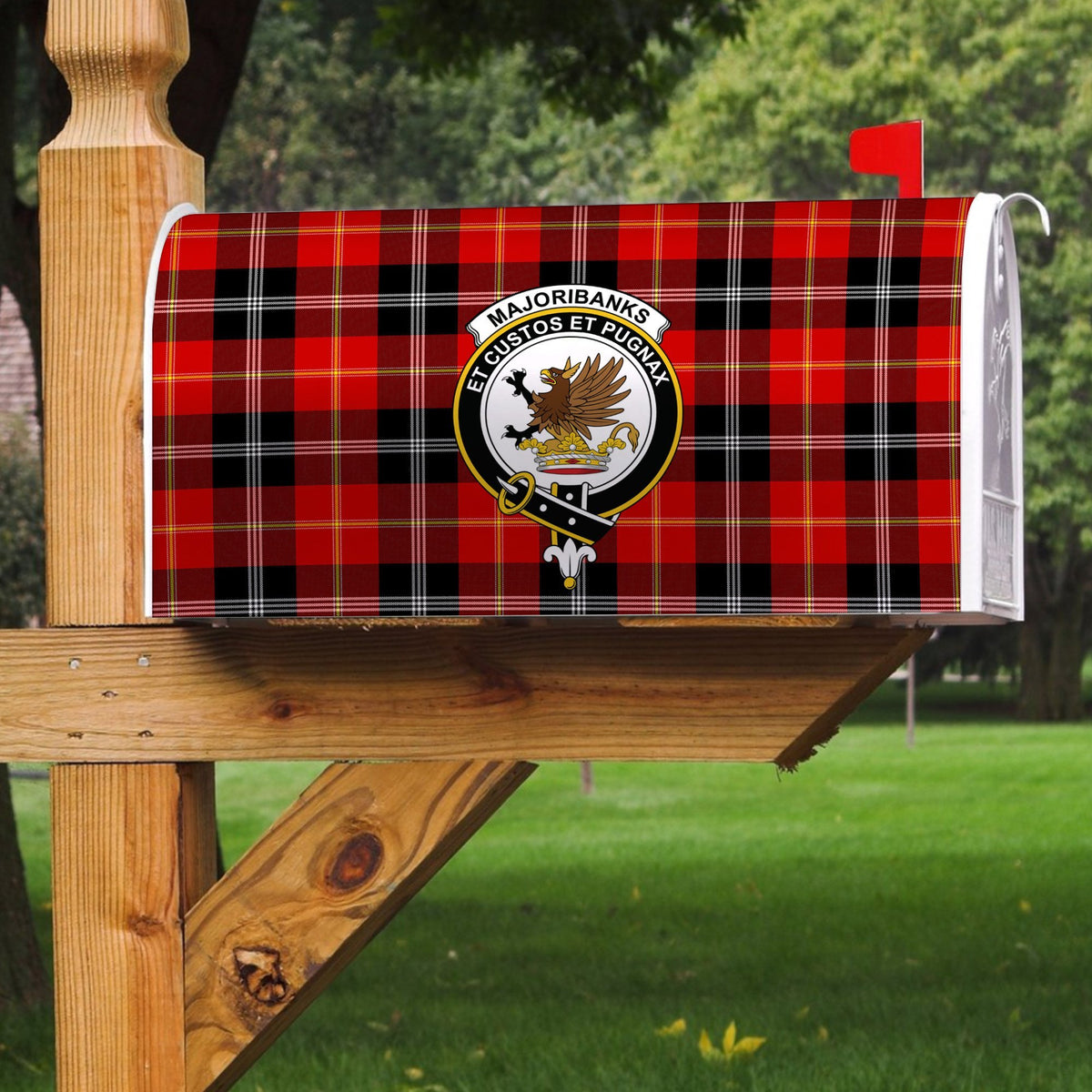 Marjoribanks Tartan Crest Mailbox