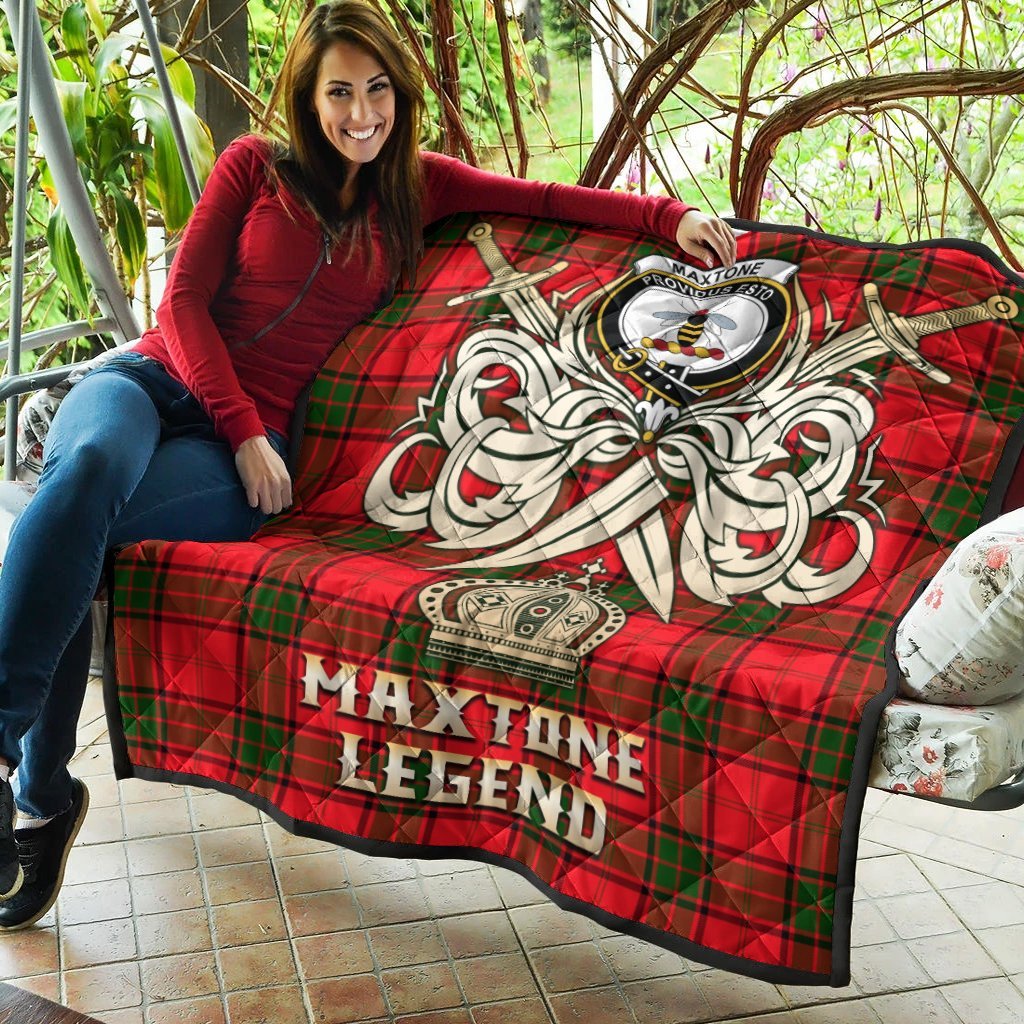 Maxtone Tartan Crest Legend Gold Royal Premium Quilt