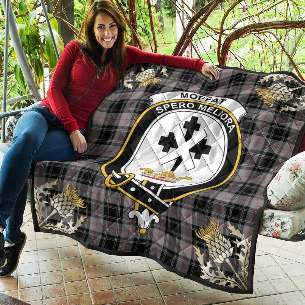 Moffat Modern Tartan Crest Premium Quilt - Gold Thistle Style