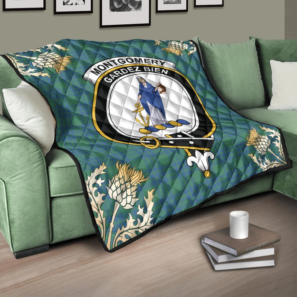 Montgomery Ancient Tartan Crest Premium Quilt - Gold Thistle Style