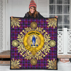 Montgomery Modern Tartan Crest Premium Quilt - Gold Thistle Style