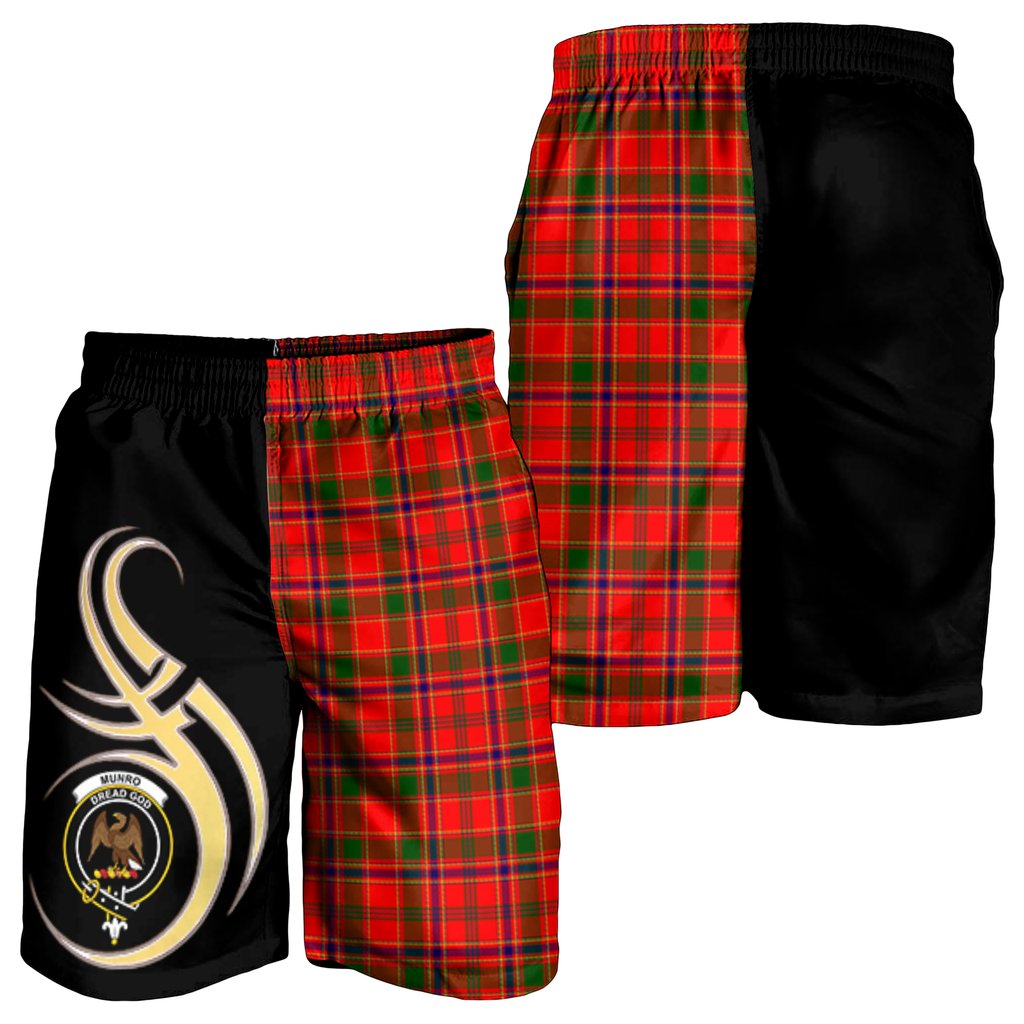 Munro Modern Tartan Crest Men's Short PM8