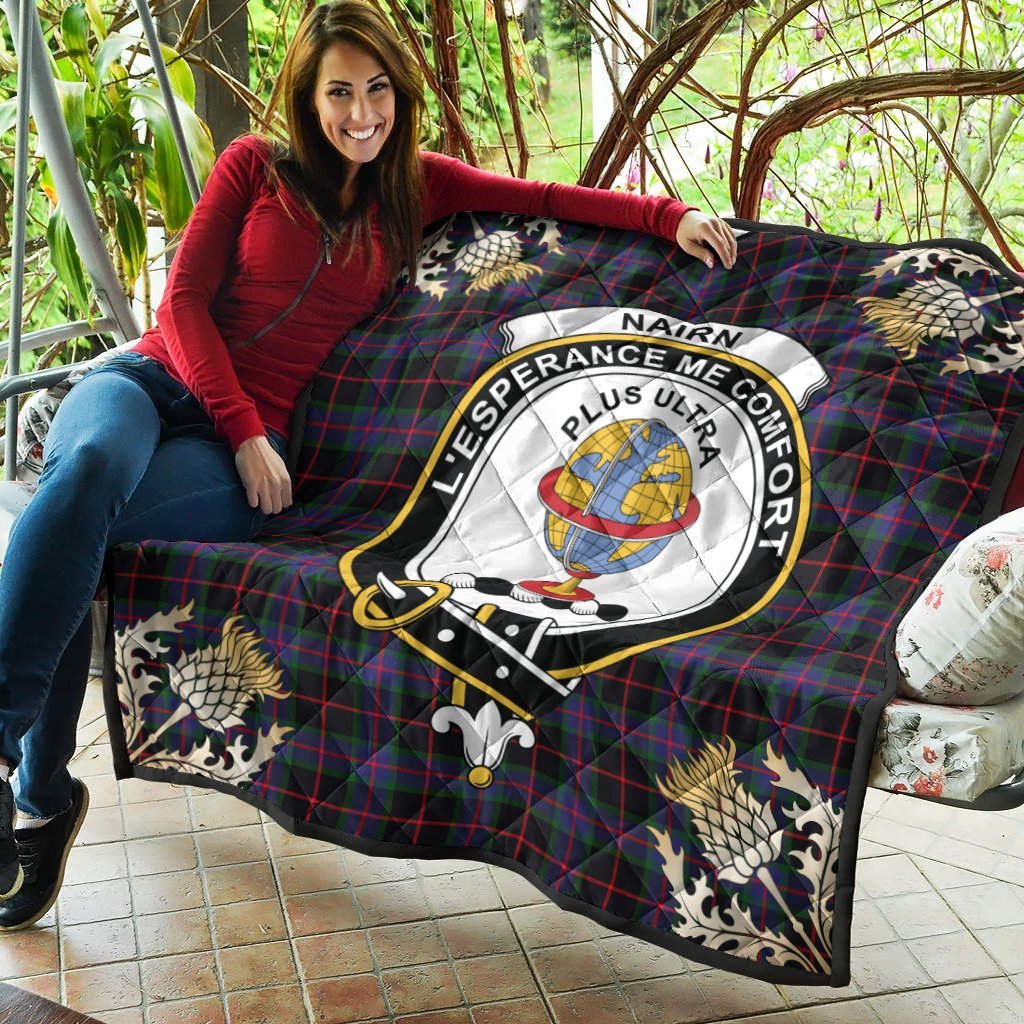 Nairn Tartan Crest Premium Quilt - Gold Thistle Style