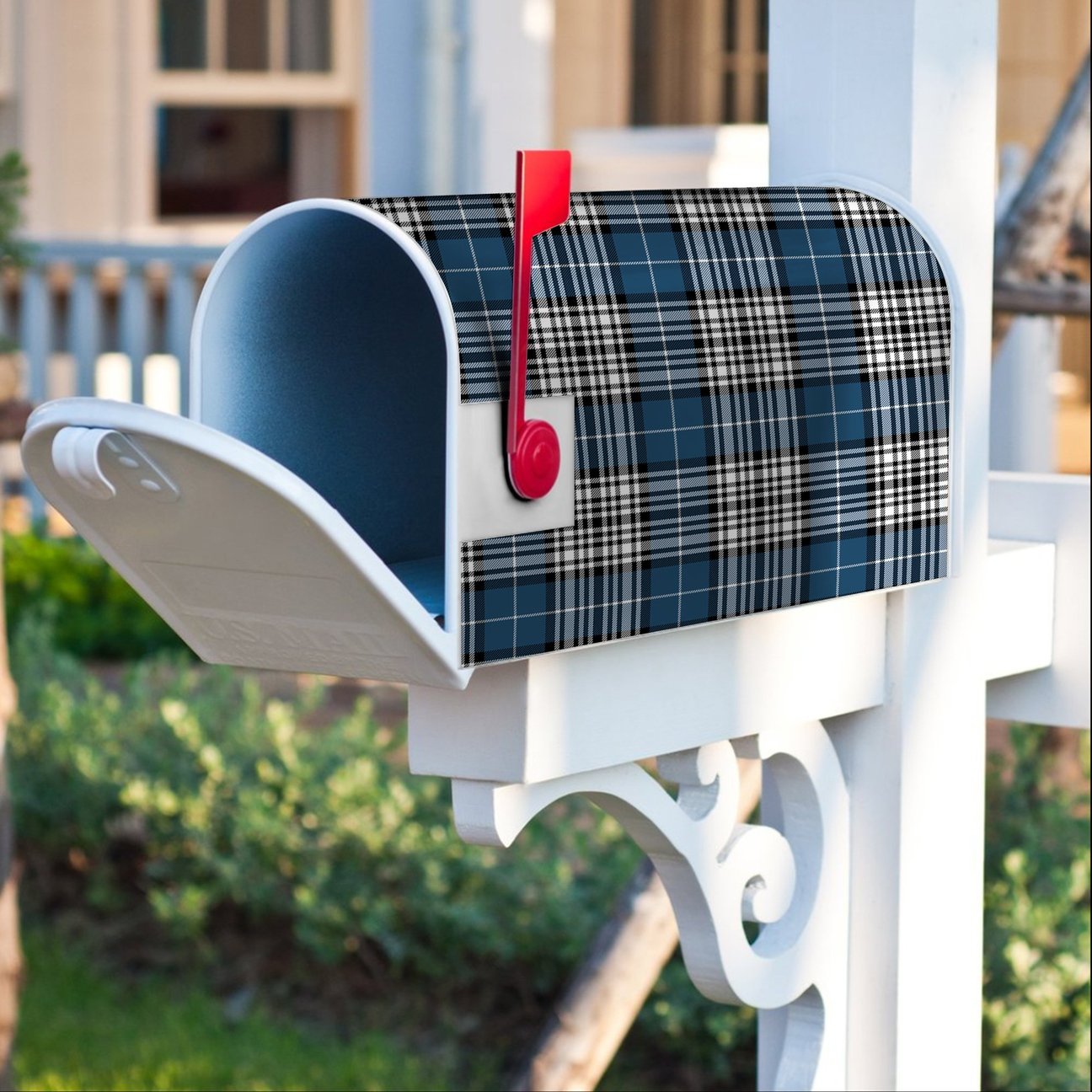 Napier Modern Tartan Crest Mailbox