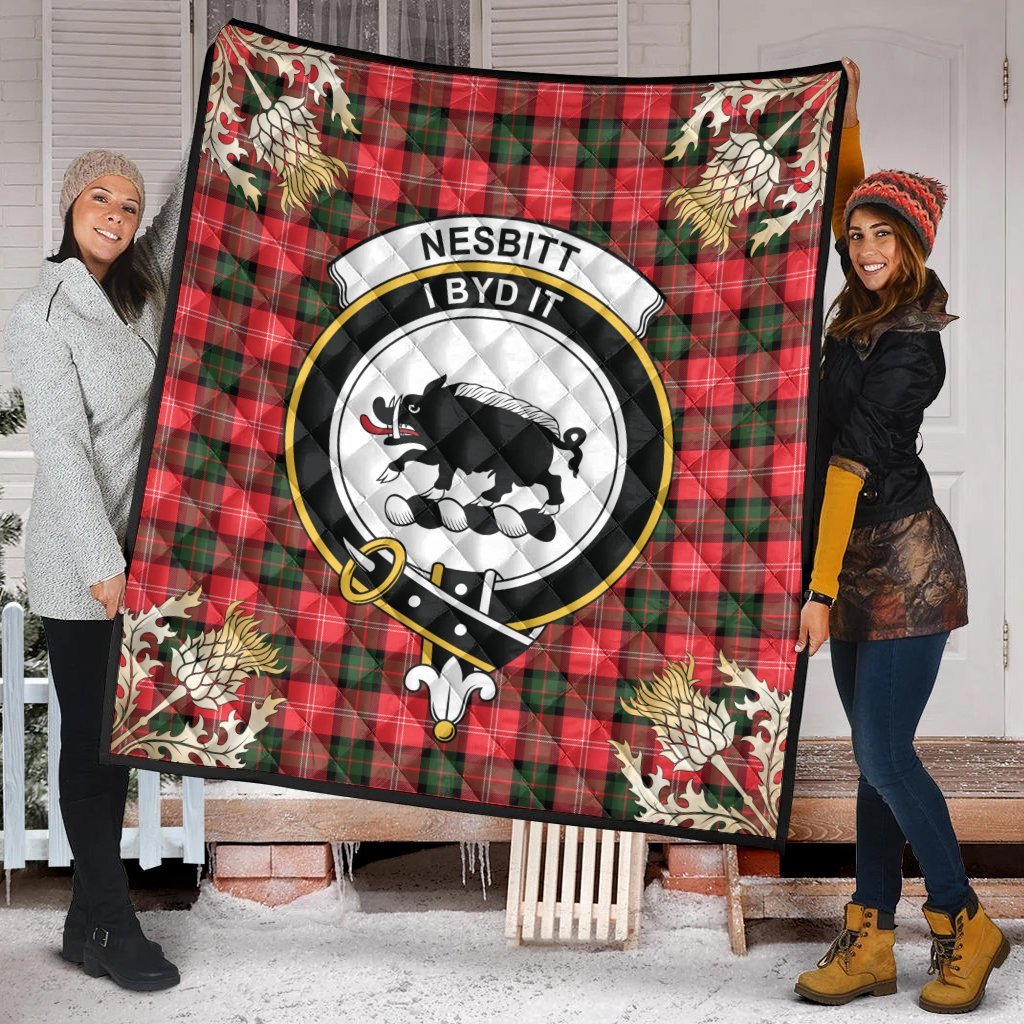 Nesbitt Modern Tartan Crest Premium Quilt - Gold Thistle Style