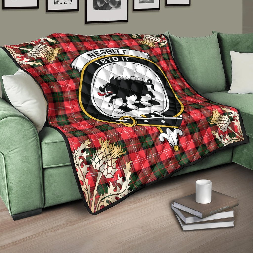 Nesbitt Modern Tartan Crest Premium Quilt - Gold Thistle Style