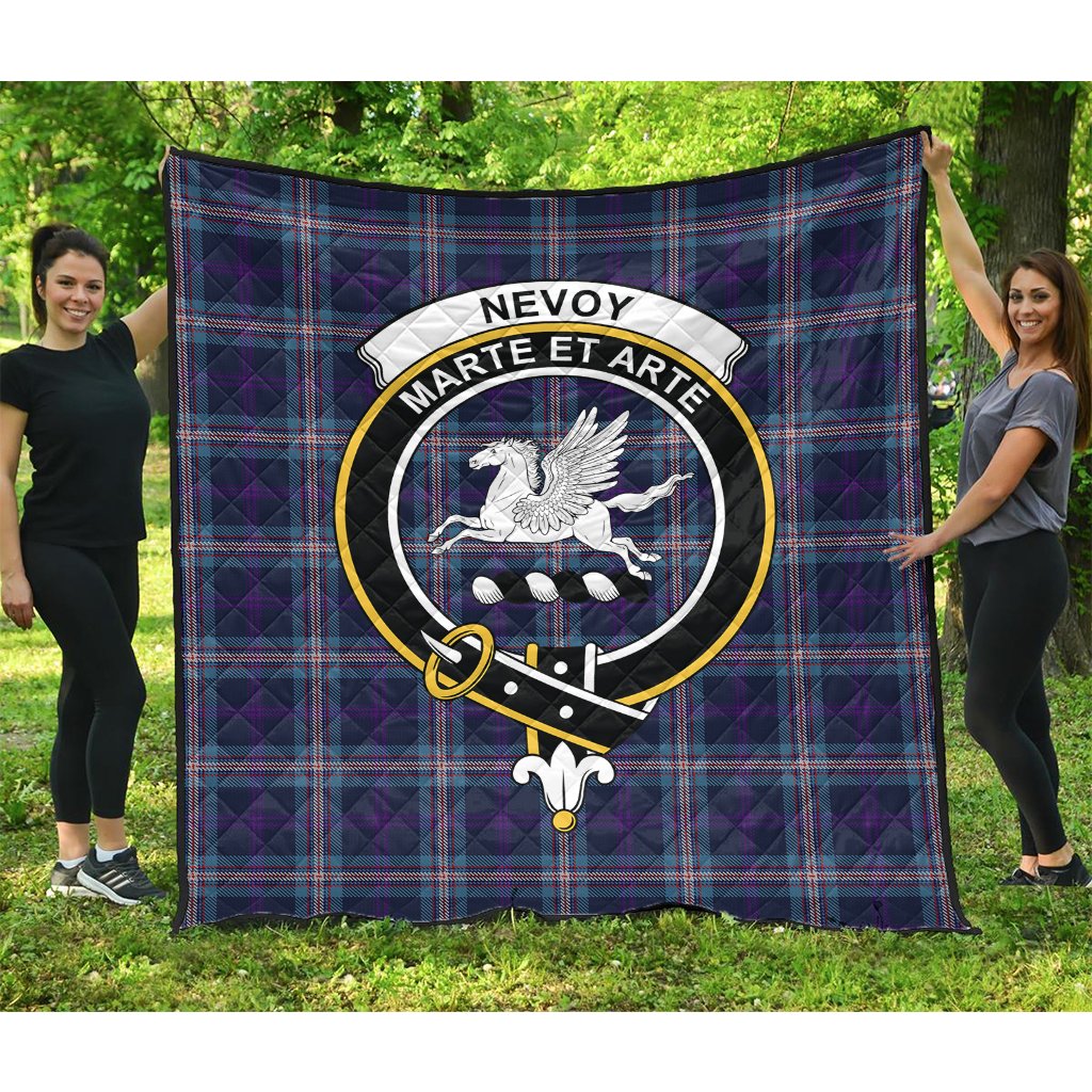 Nevoy Tartan Crest Quilt