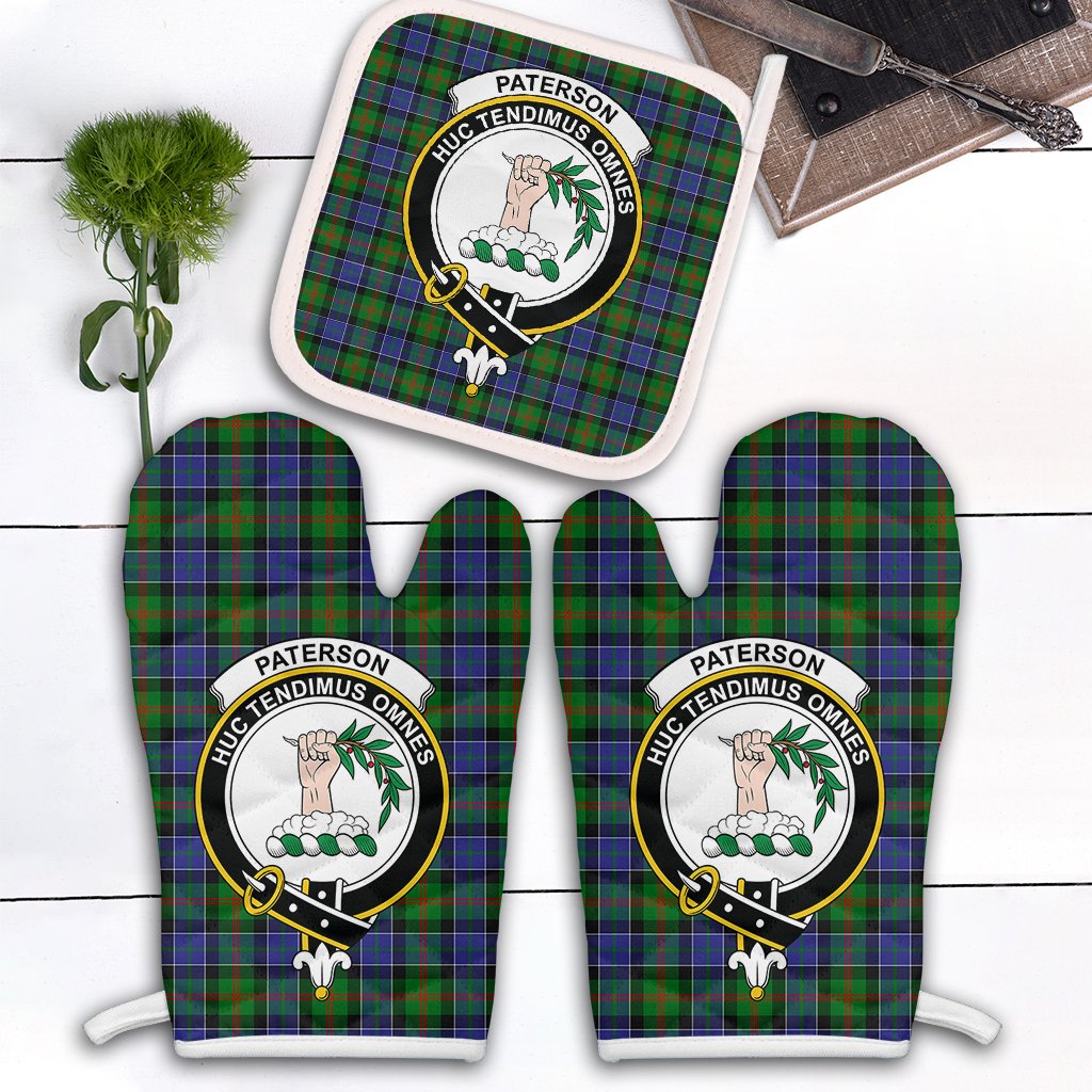 Paterson Tartan Crest Oven Mitt And Pot Holder (2 Oven Mitts + 1 Pot Holder)