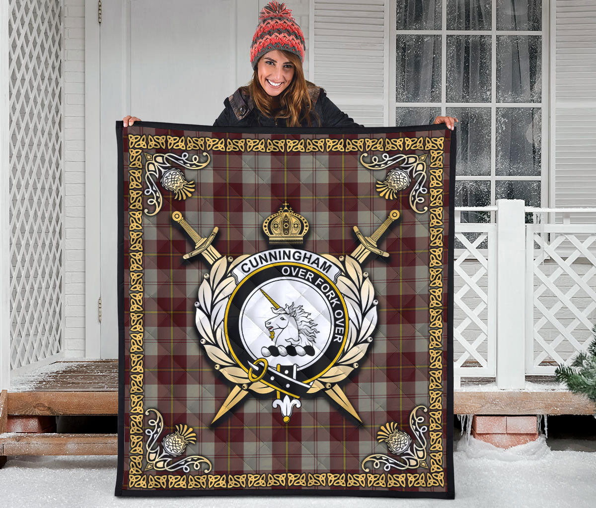 Cunningham Burgundy Dancers Tartan Crest Premium Quilt - Celtic Thistle Style