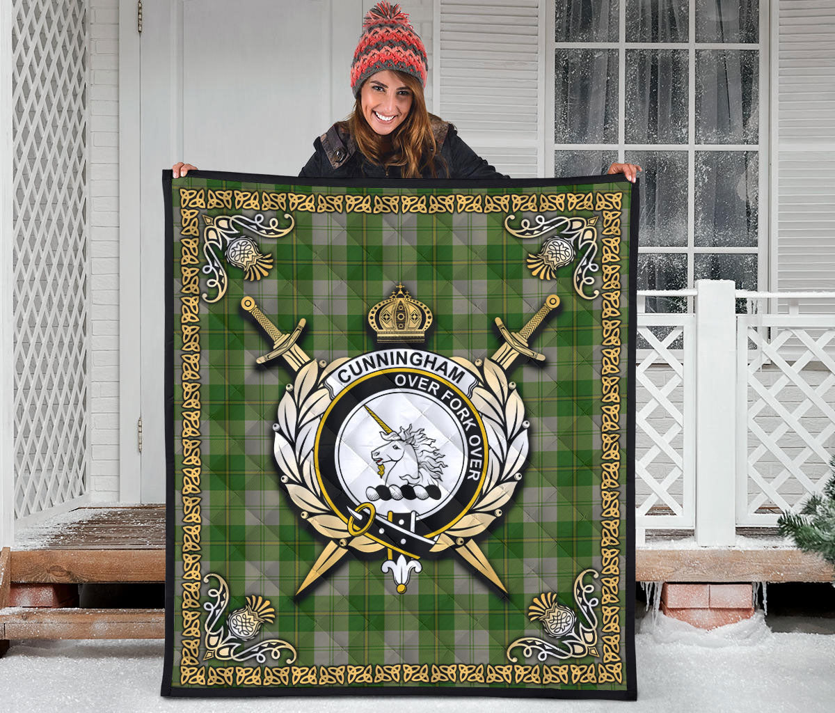 Cunningham Dress Green Dancers Tartan Crest Premium Quilt - Celtic Thistle Style