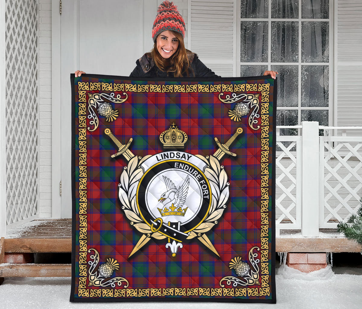 Lindsay Modern Tartan Crest Premium Quilt - Celtic Thistle Style