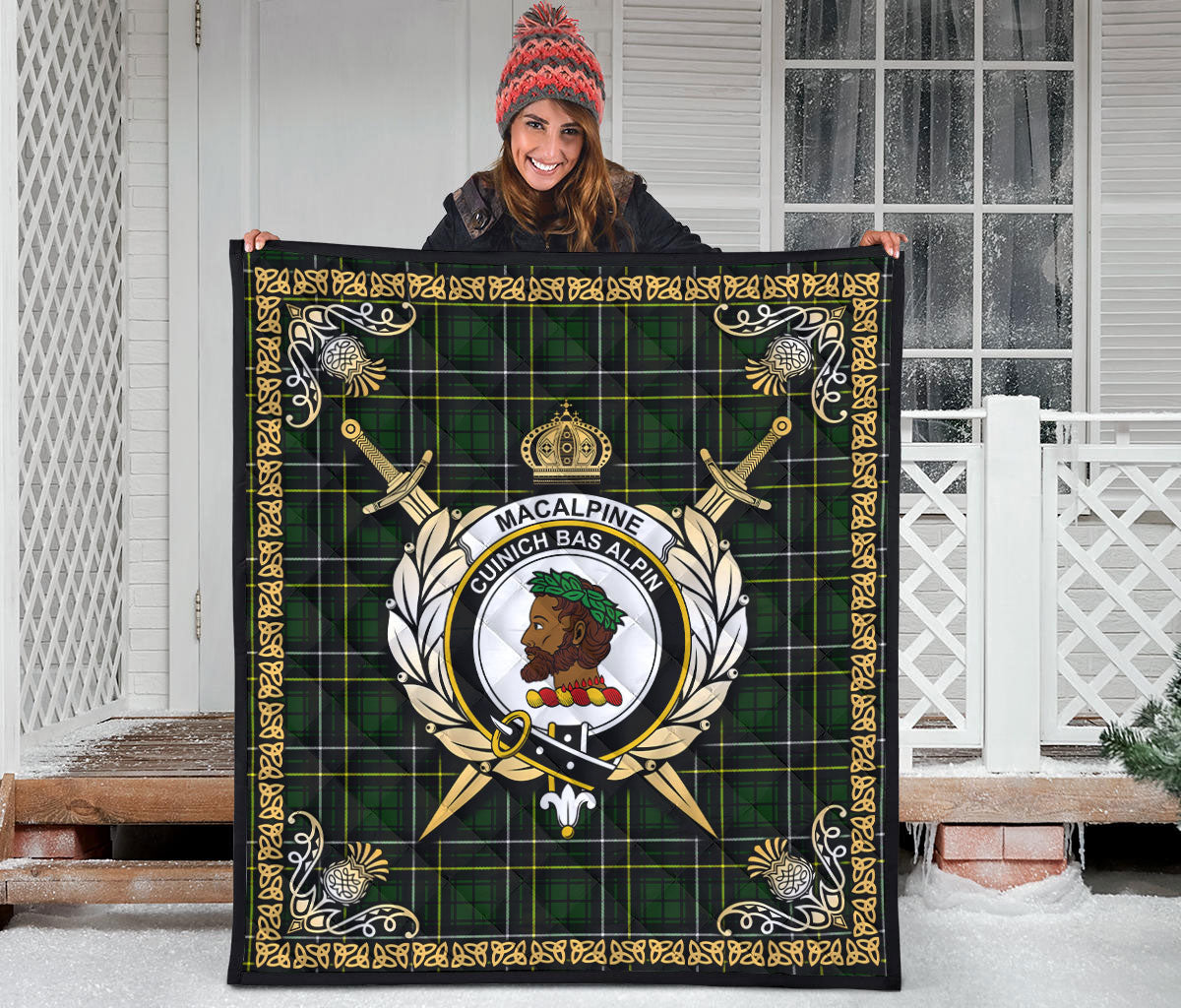 MacAlpine Modern Tartan Crest Premium Quilt - Celtic Thistle Style