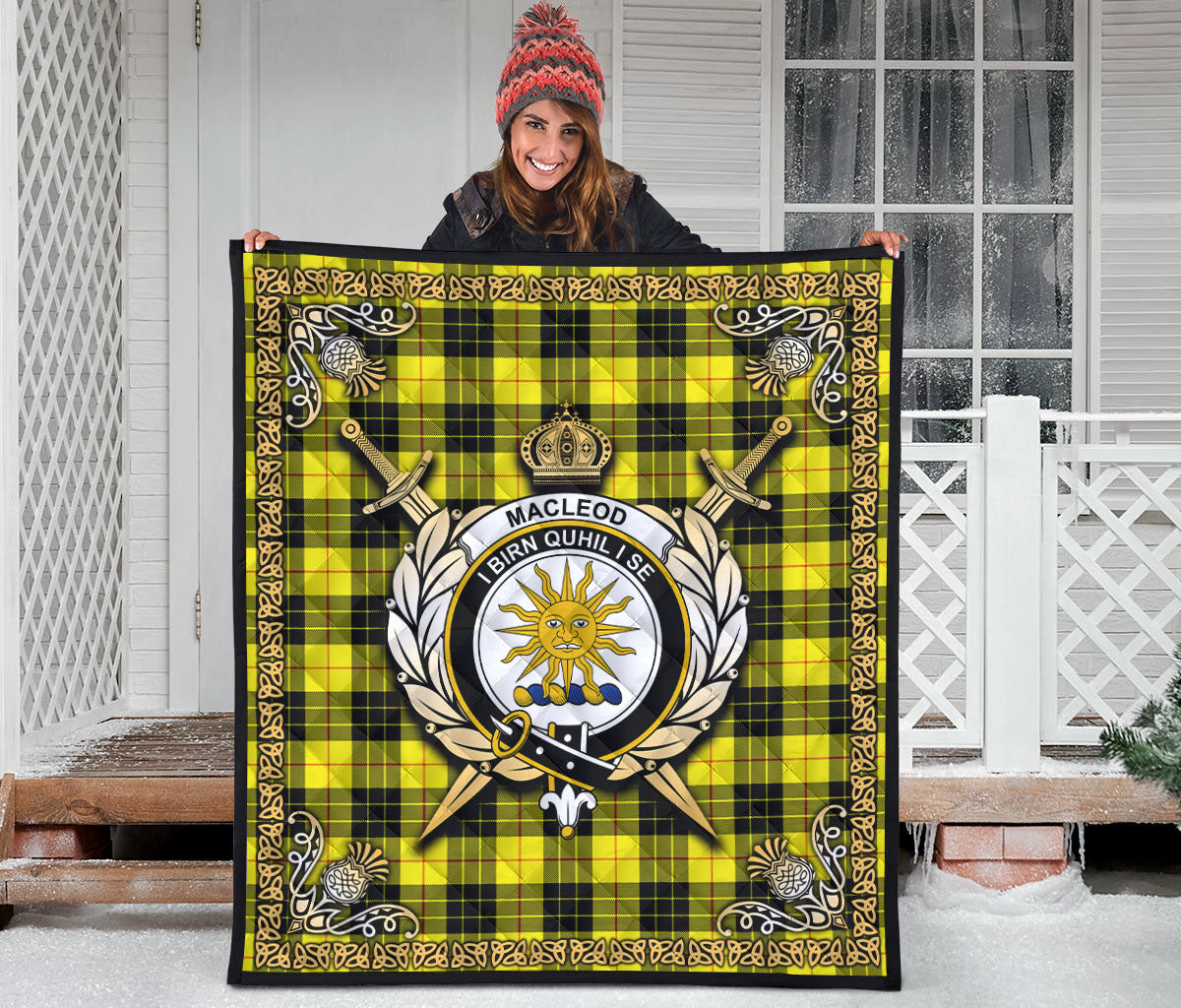 MacLeod of Lewis Modern Tartan Crest Premium Quilt - Celtic Thistle Style