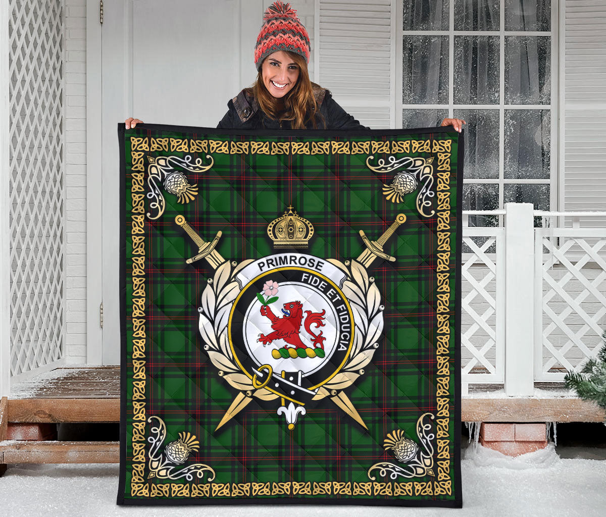 Primrose Tartan Crest Premium Quilt - Celtic Thistle Style