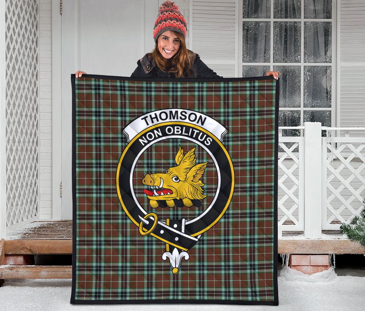 Thomson Hunting Modern Tartan Non Oblitus Crest Quilt