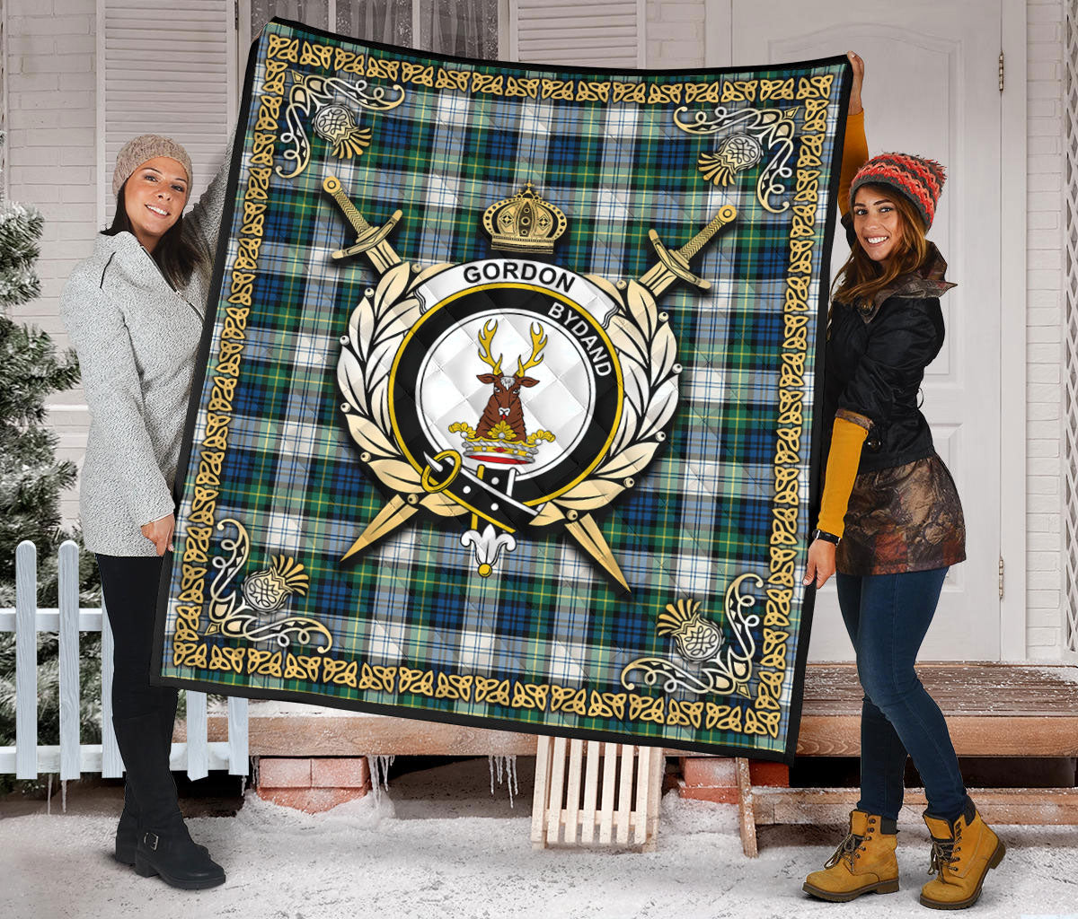 Gordon Dress Ancient Tartan Crest Premium Quilt - Celtic Thistle Style