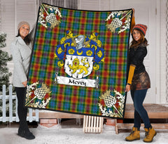 Mcvey Tartan Crest Premium Quilt - Gold Thistle Style