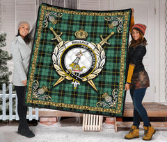 Wallace Hunting Ancient Tartan Crest Premium Quilt - Celtic Thistle Style