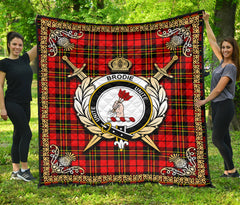 Brodie Modern Tartan Crest Premium Quilt - Celtic Thistle Style