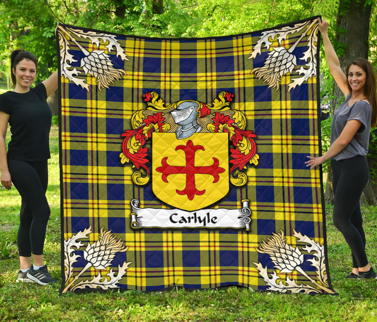 Carlyle Tartan Crest Premium Quilt - Gold Thistle Style