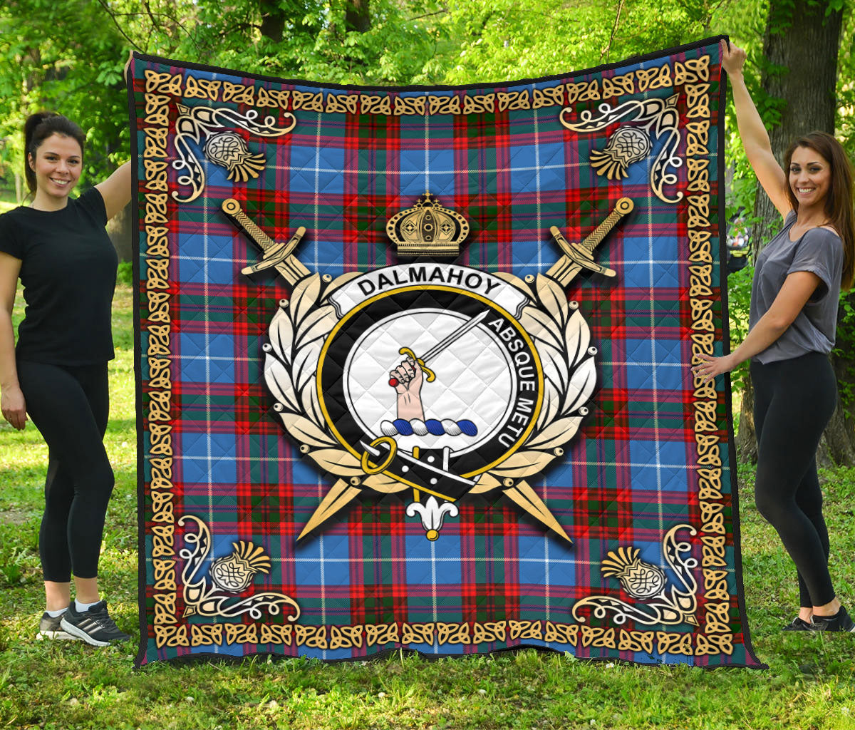 Dalmahoy Tartan Crest Premium Quilt - Celtic Thistle Style