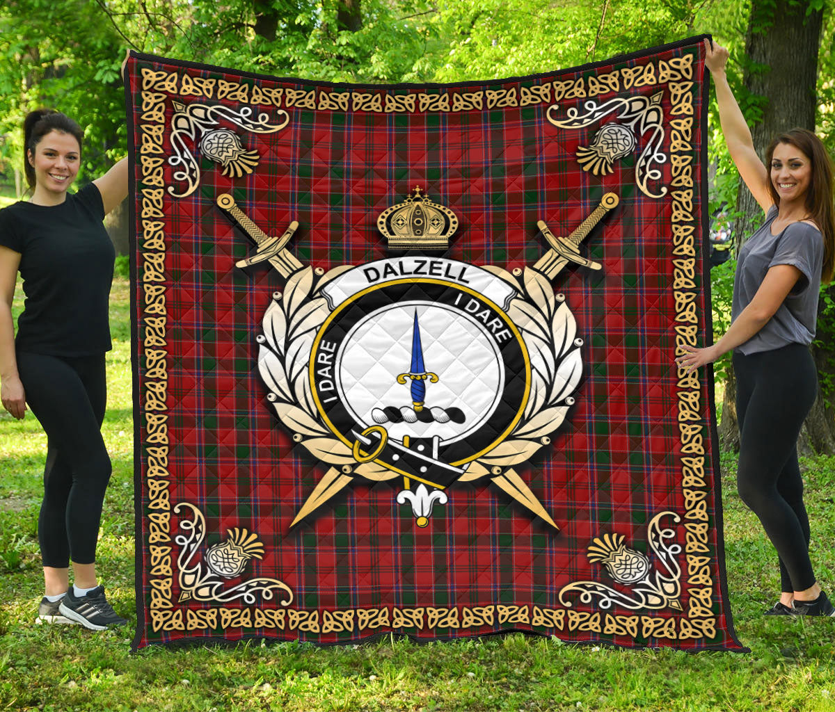 Dalzell Tartan Crest Premium Quilt - Celtic Thistle Style