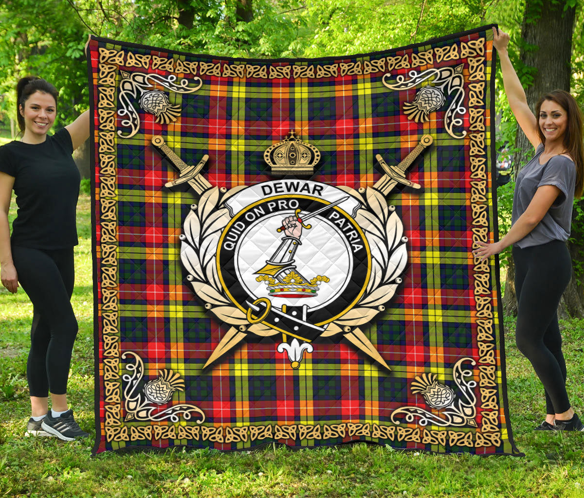 Dewar Tartan Crest Premium Quilt - Celtic Thistle Style