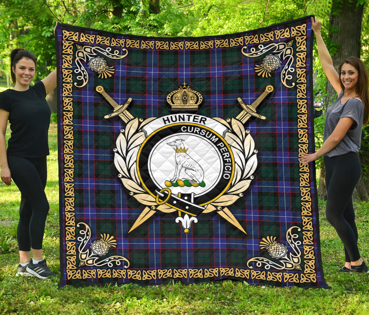 Hunter Modern Tartan Crest Premium Quilt - Celtic Thistle Style