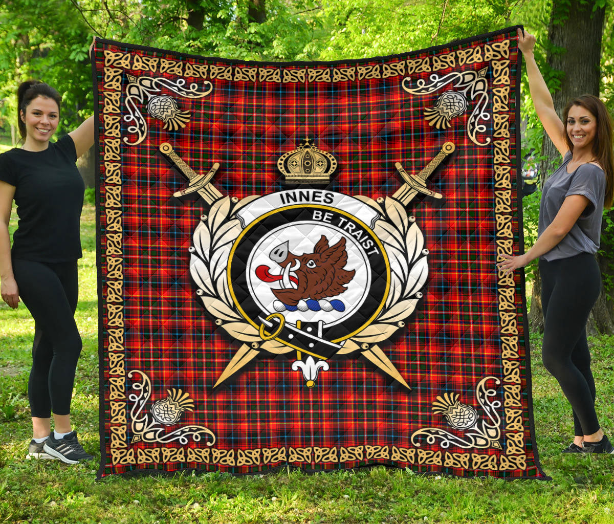 Innes Modern Tartan Crest Premium Quilt - Celtic Thistle Style