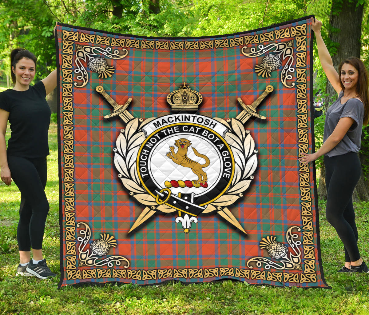 MacKintosh Ancient Tartan Crest Premium Quilt - Celtic Thistle Style