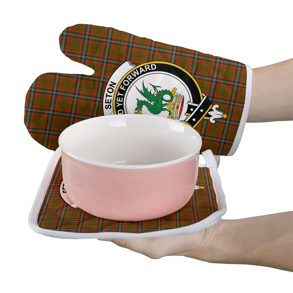 Seton Hunting Modern Tartan Crest Oven Mitt And Pot Holder (2 Oven Mitts + 1 Pot Holder)