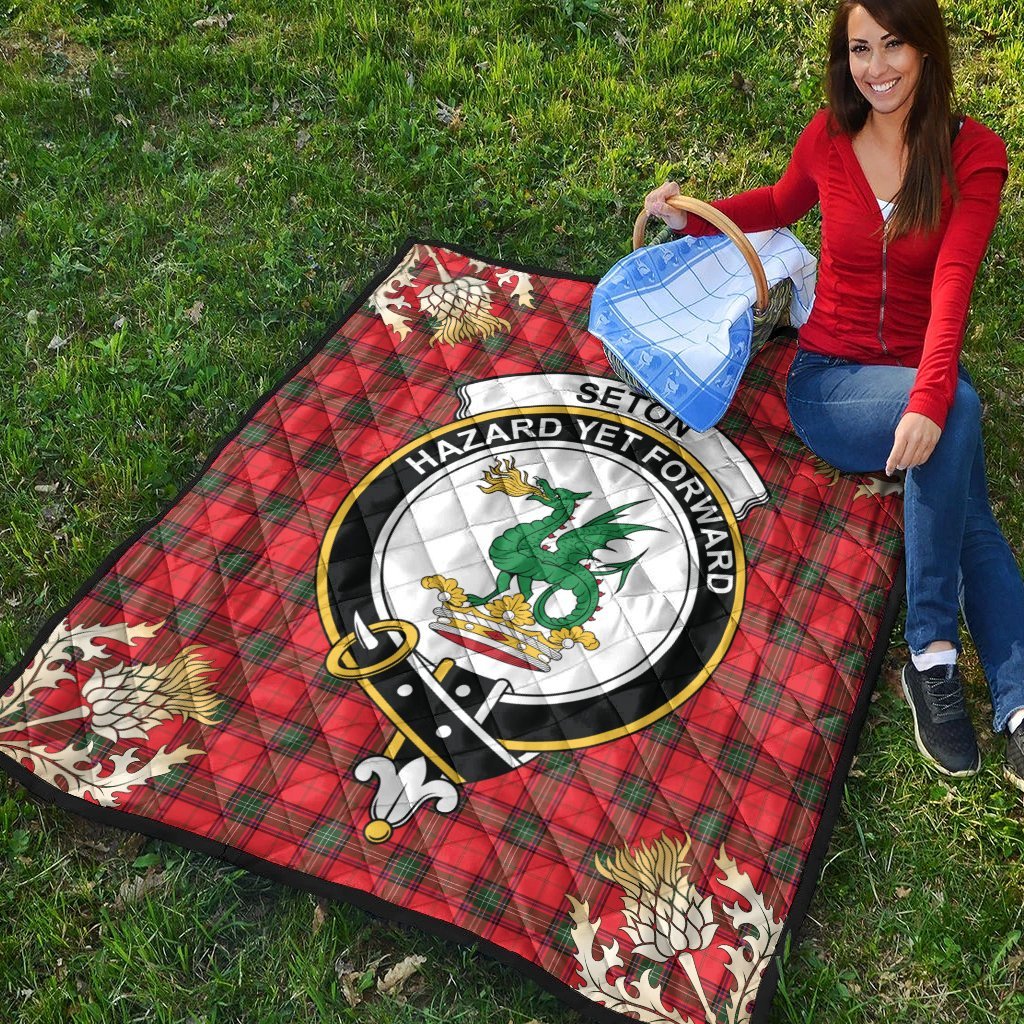 Seton Modern Tartan Crest Premium Quilt - Gold Thistle Style