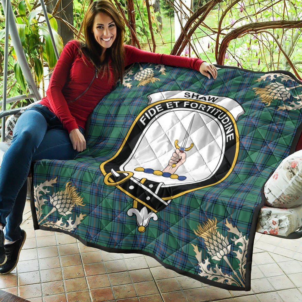 Shaw Ancient Tartan Crest Premium Quilt - Gold Thistle Style