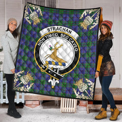 Strachan Tartan Crest Premium Quilt - Gold Thistle Style