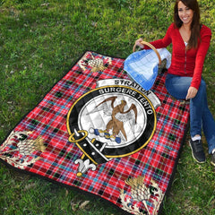 Straiton Tartan Crest Premium Quilt - Gold Thistle Style