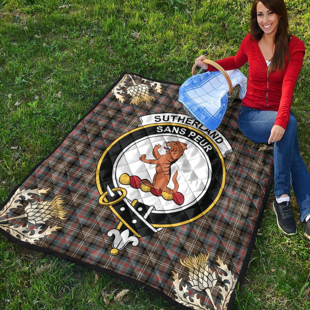 Sutherland Weathered Tartan Crest Premium Quilt - Gold Thistle Style