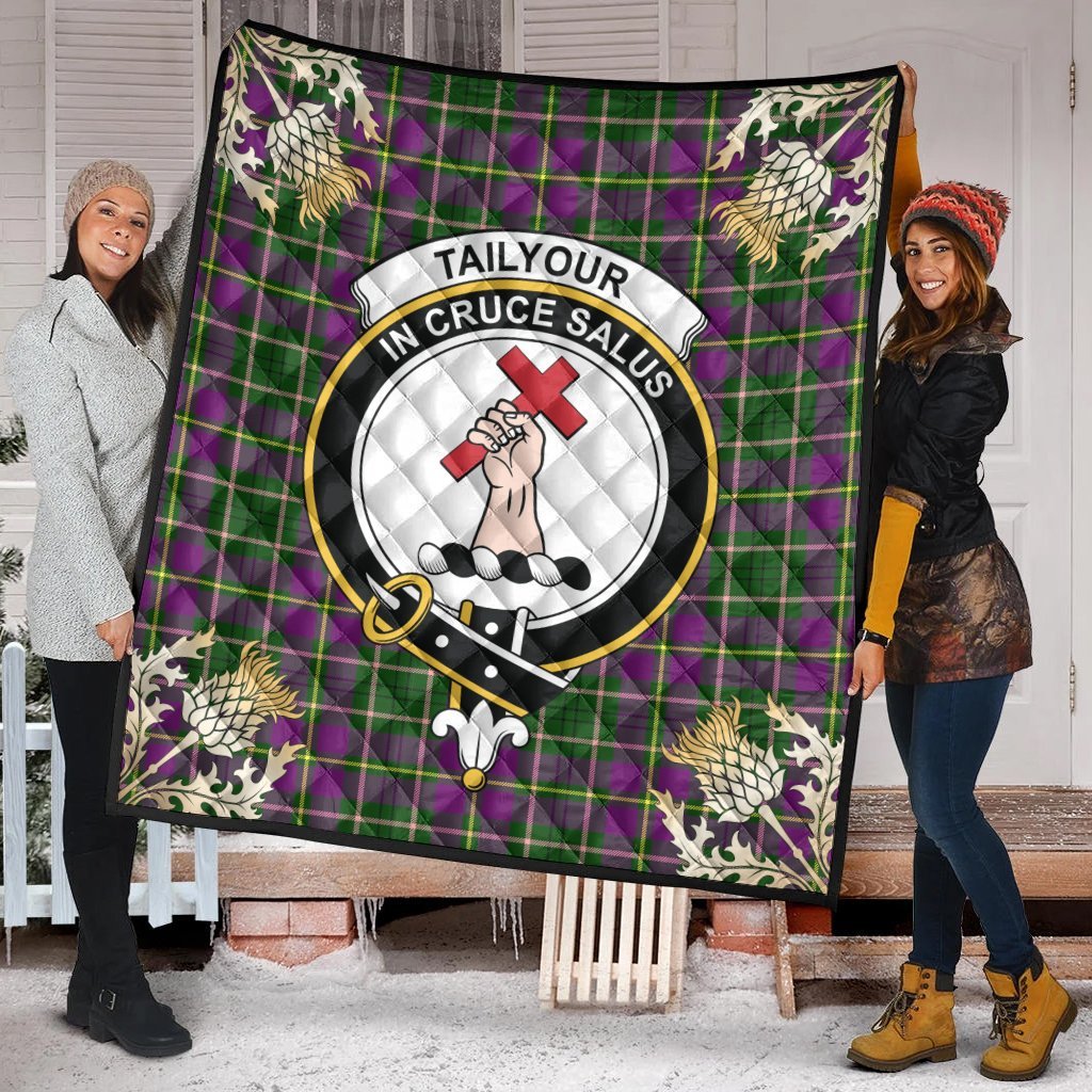 Taylor Tartan Crest Premium Quilt - Gold Thistle Style