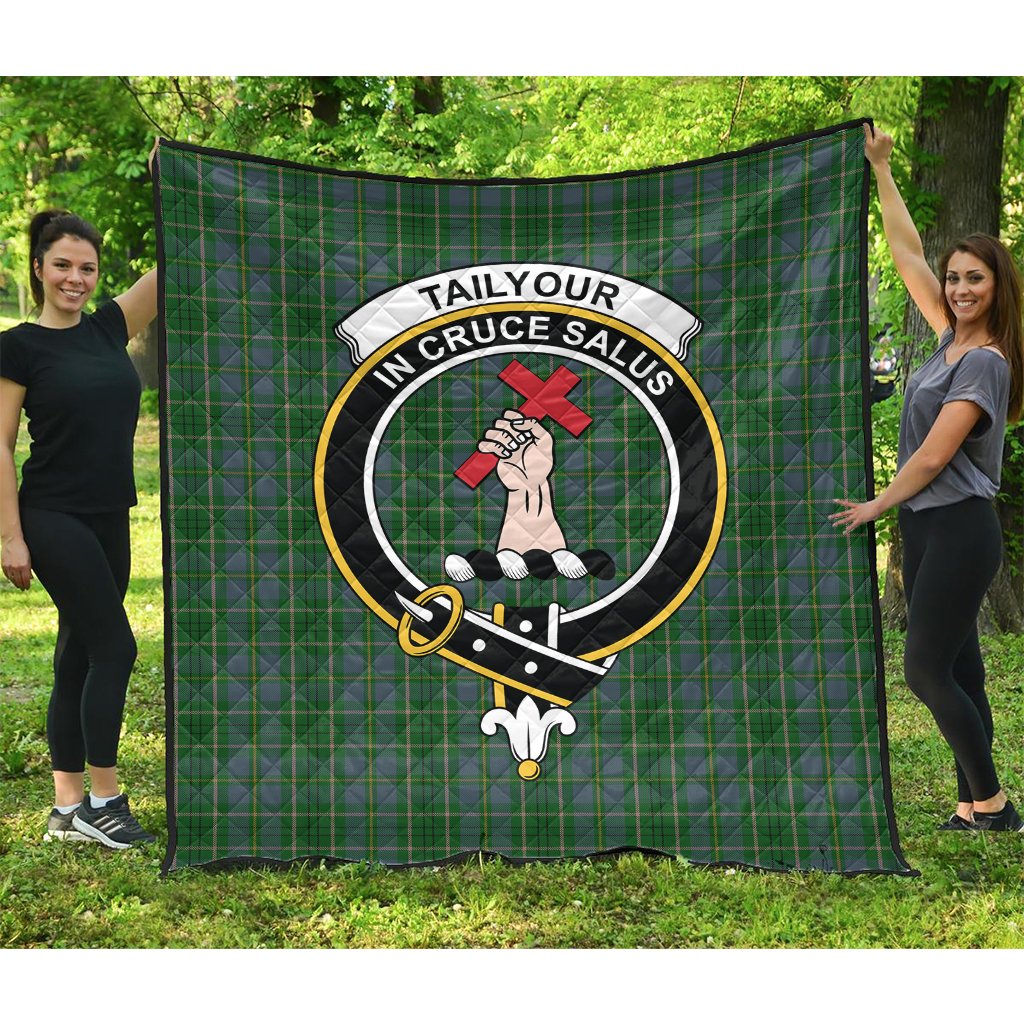 Taylor Tartan Crest Quilt