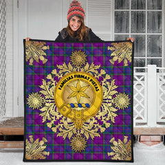 Wardlaw Modern Tartan Crest Premium Quilt - Gold Thistle Style