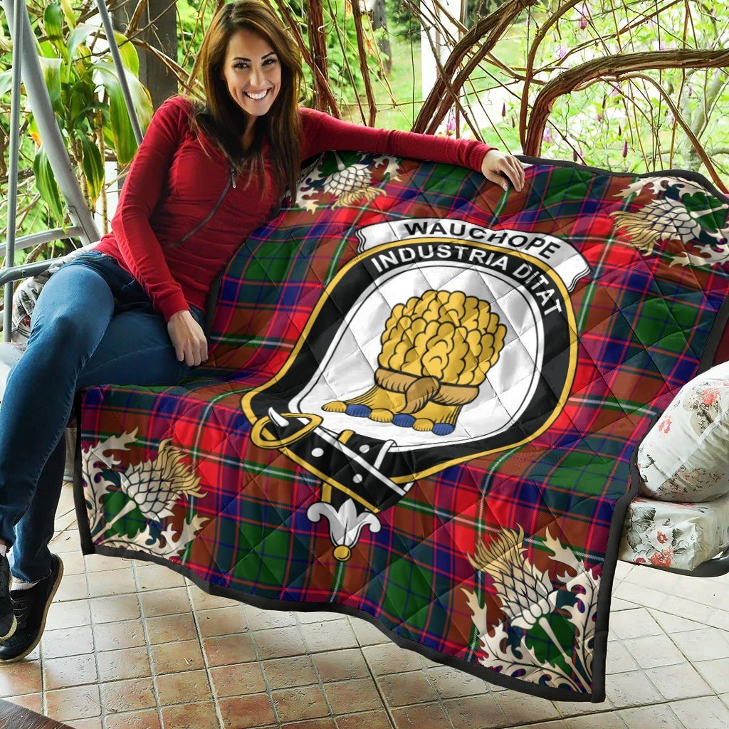 Wauchope Tartan Crest Premium Quilt - Gold Thistle Style