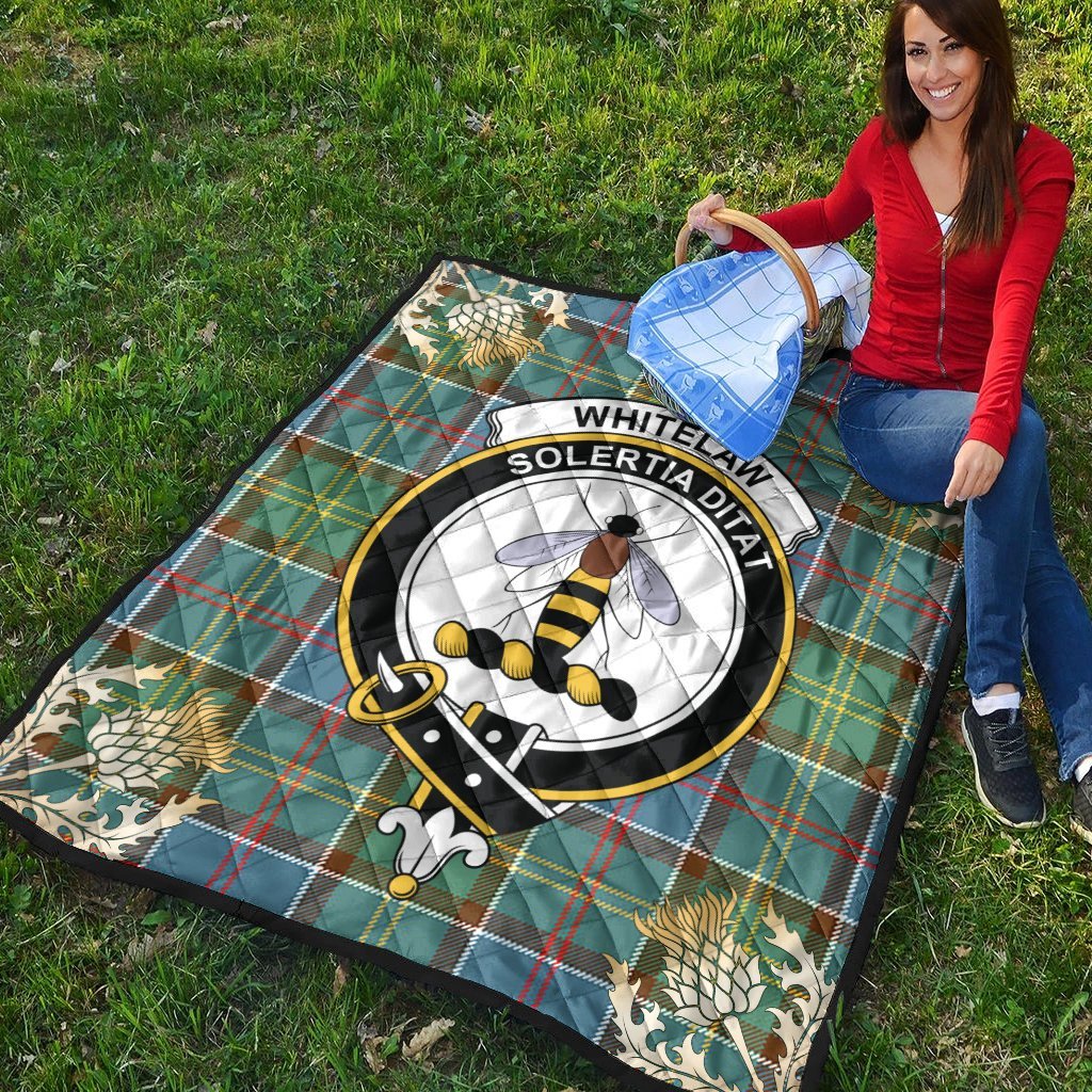 Whitelaw Tartan Crest Premium Quilt - Gold Thistle Style