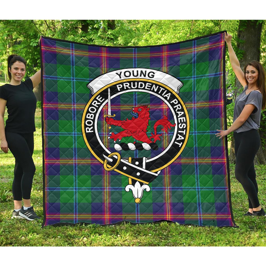 Young Modern Tartan Crest Quilt