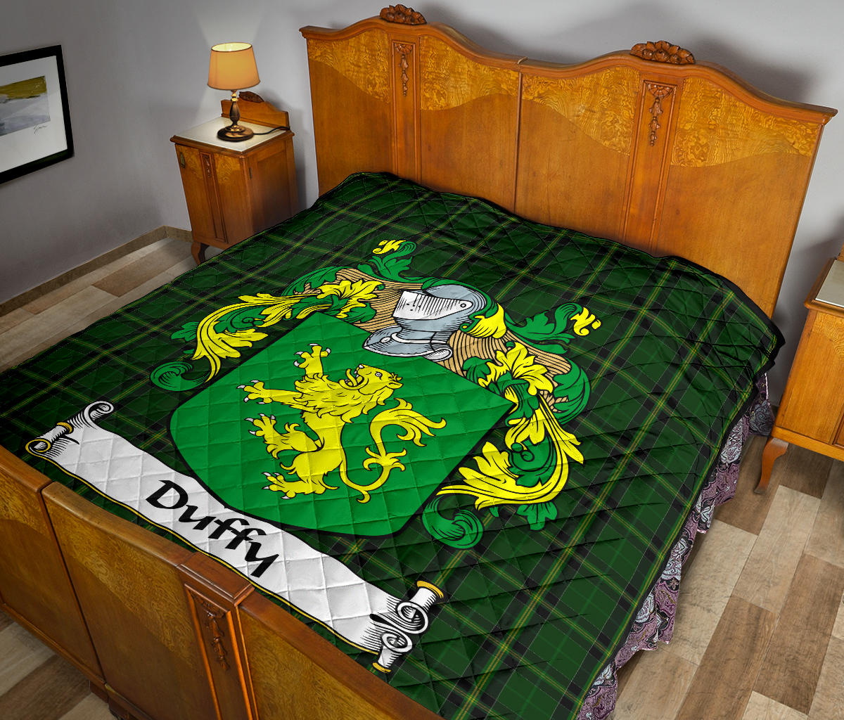 Duffy Tartan Crest Quilt