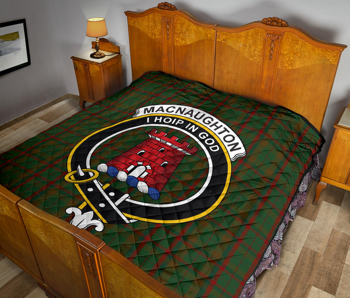 Macnaughton Hunting Tartan Crest Quilt - SP