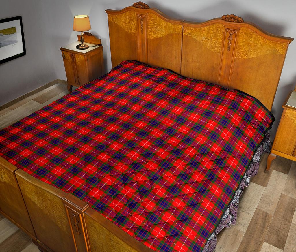 Fraser Modern Tartan Quilt