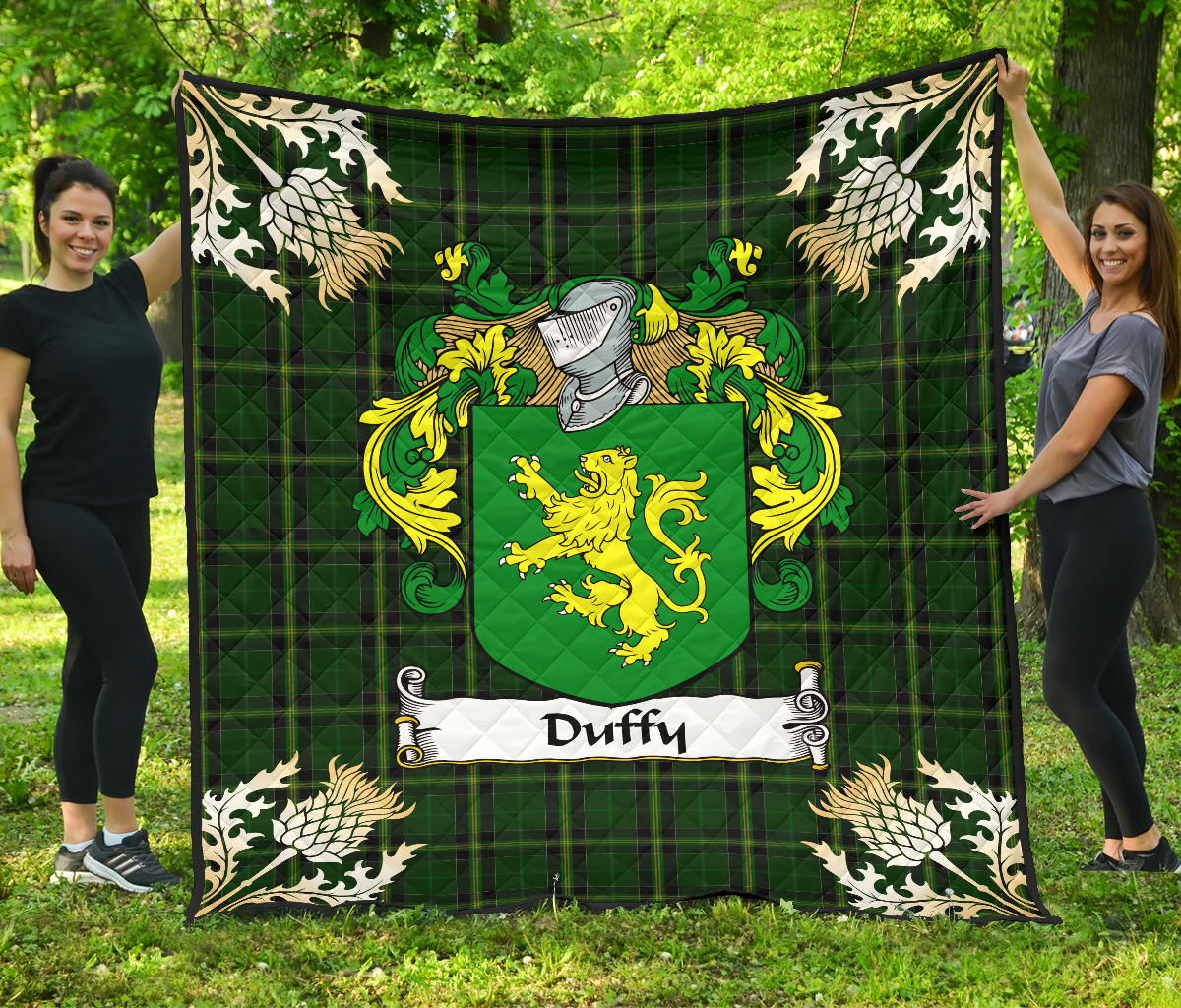 Duffy Tartan Crest Premium Quilt - Gold Thistle Style