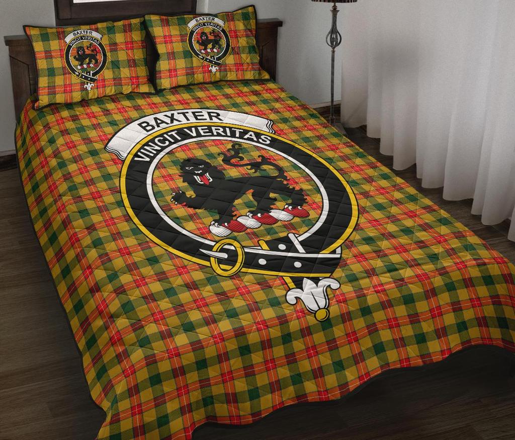 Baxter Modern Tartan Crest Quilt Bed Set